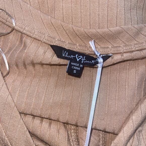 VELVET HEART Women's Camel Ribbed Tie Front V-Neck Long Sleeve Knit Top Sz S - Picture 5 of 6